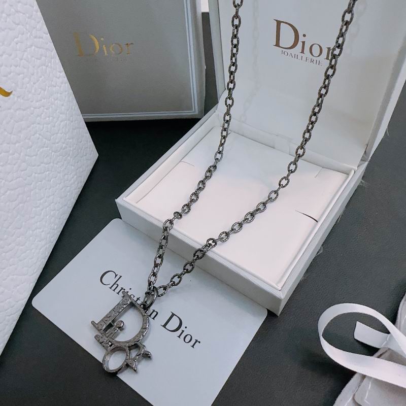 Dior Necklace 04lyr199 (2)